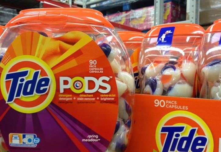 Το YouTube «κατεβάζει» τα βίντεο του «Tide Pod Challenge»