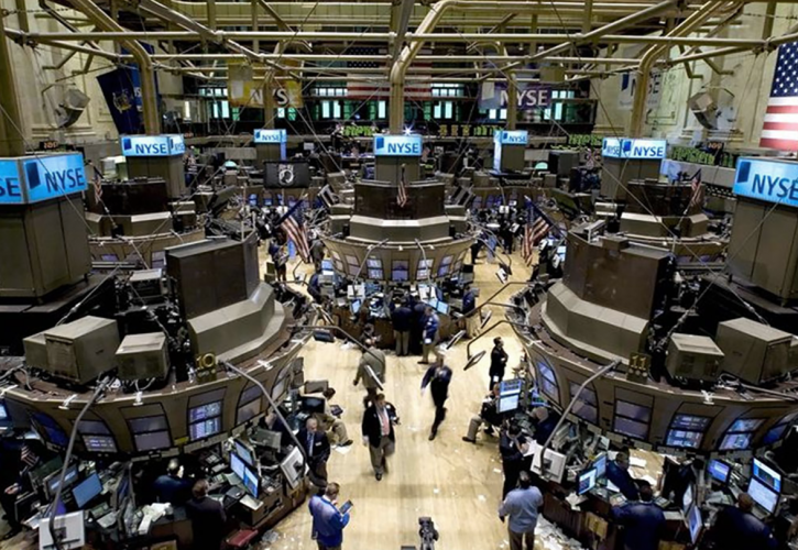 Διόρθωση και «ανάσες» στη Wall Street εν αναμονή της Fed