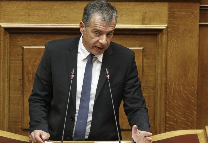 Θεοδωράκης: Ο ΣΥΡΙΖΑ δεν αντιστάθηκε στα σκάνδαλα της Υγείας