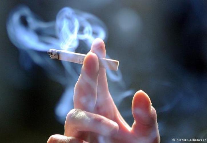 Αυστρία: Απελευθερώνεται και πάλι το κάπνισμα στην εστίαση