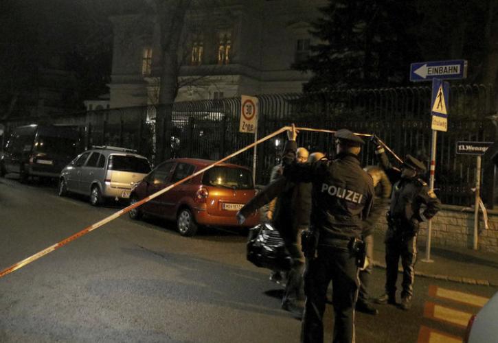 Επίθεση με μαχαίρι στον φρουρό της ιρανικής πρεσβείας