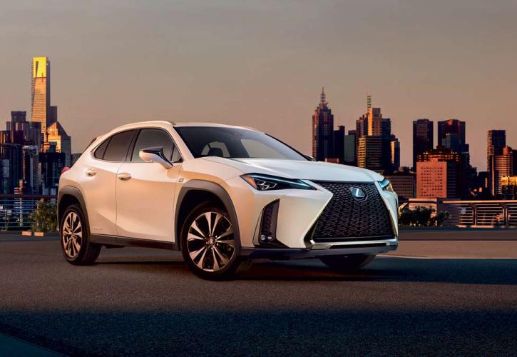 Το πιο μικρό και σημαντικό SUV της Lexus (pics & vid)
