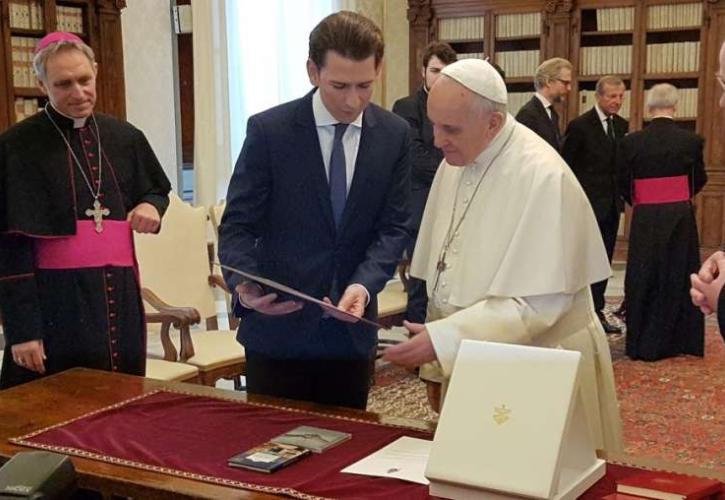 Κατανοεί την Αυστρία για το προσφυγικό ο Πάπας