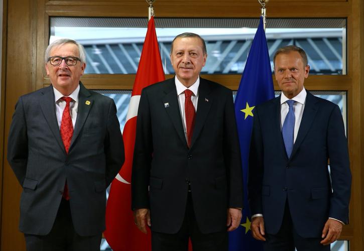 Σε εξέλιξη η «κρίσιμη» Σύνοδος της Βάρνας