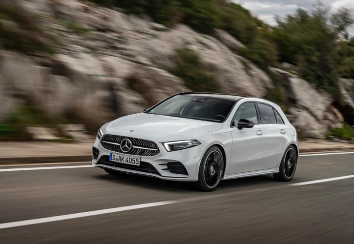 Ποθητή και «έξυπνη» η νέα Mercedes A-Class (pics & vid)