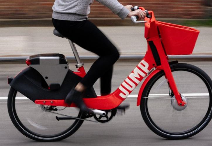 Στα ηλεκτρικά ποδήλατα το γυρίζει η Uber