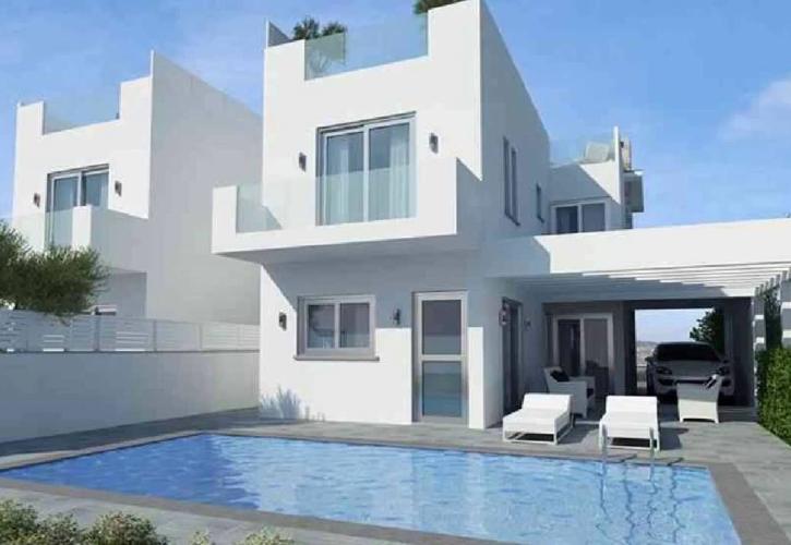 60 ακίνητα βγάζει προς πώληση τον Ιούνιο η Τράπεζα Πειραιώς