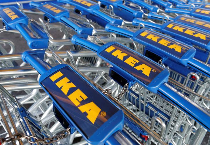 Γαλλικό δικαστήριο επέβαλε πρόστιμο 1 εκατ. ευρώ στην IKEA για κατασκοπεία