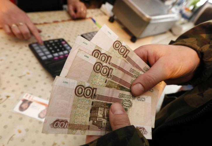 ΕΕ: Κανένα κράτος δεν δέχεται τις πληρωμές σε ρούβλια - Θεωρείται δάνειο στην Ρωσία και παραβίαση των κυρώσεων