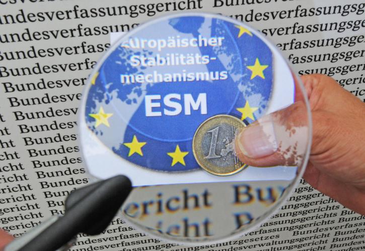 Πώς η ιταλική κρίση «απειλεί» τον ESM