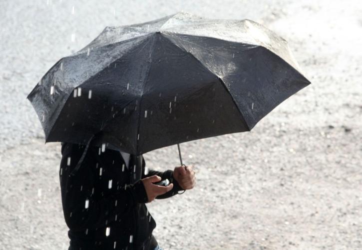 Meteo: Βροχερός ο καιρός την Κυριακή