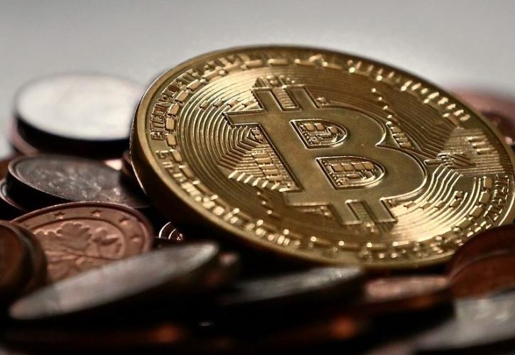 Επιταχύνεται η κατάρρευση του Bitcoin