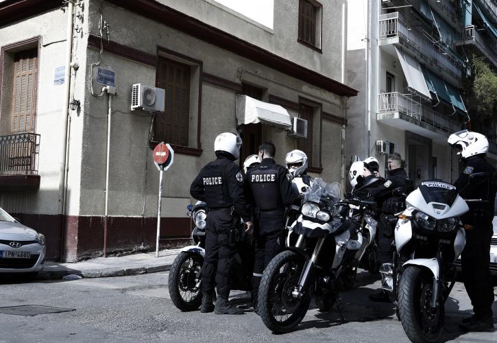 Θεσσαλονίκη: Καταδίωξη με πυροβολισμούς και σοβαρό τραυματισμό 16χρονου - Συνελήφθη αστυνομικός