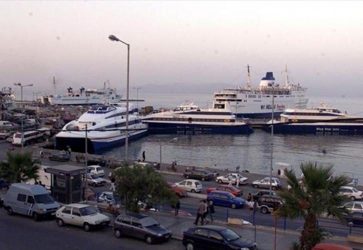 Σε σημαντικό κόμβο ακτοπλοϊκών υπηρεσιών εξελίσσεται το Λιμάνι της Ραφήνας