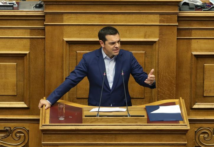 Τσίπρας κατά Μητσοτάκη: Θράσος να μας κάνετε κριτική για τα πλεονάσματα