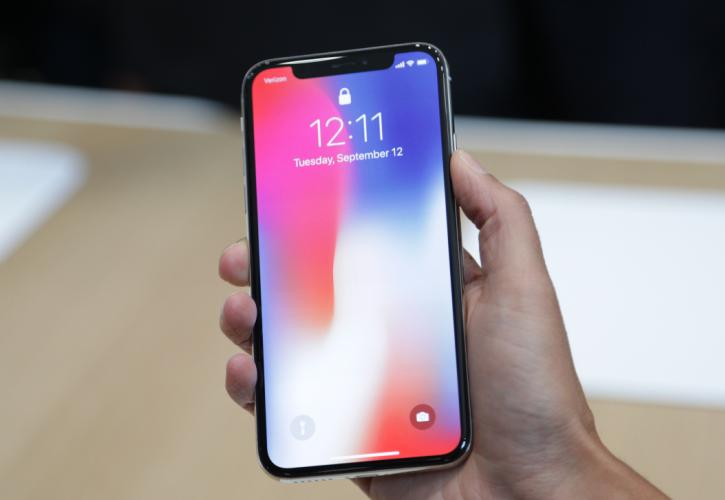 Η Apple ετοιμάζει φθηνότερα «iPhone X»