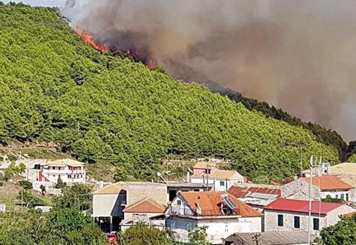 Σε ύφεση οι πυρκαγιές στη Ζάκυνθο