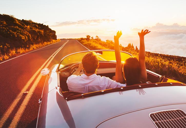 Πέντε cabrio με οροφές που ανοίγουν σε χρόνο dt