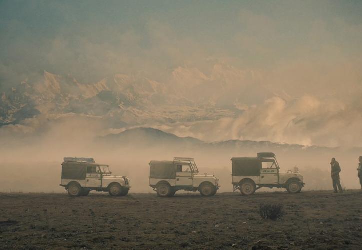 Εκεί που τα άλλα τζιπ σταματούν, τα Land Rover συνεχίζουν