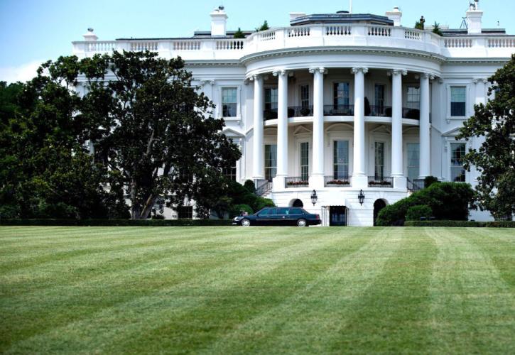 Times: Συνάντηση Τζόνσον - Μπάιντεν αυτό τον μήνα στον Λευκό Οίκο