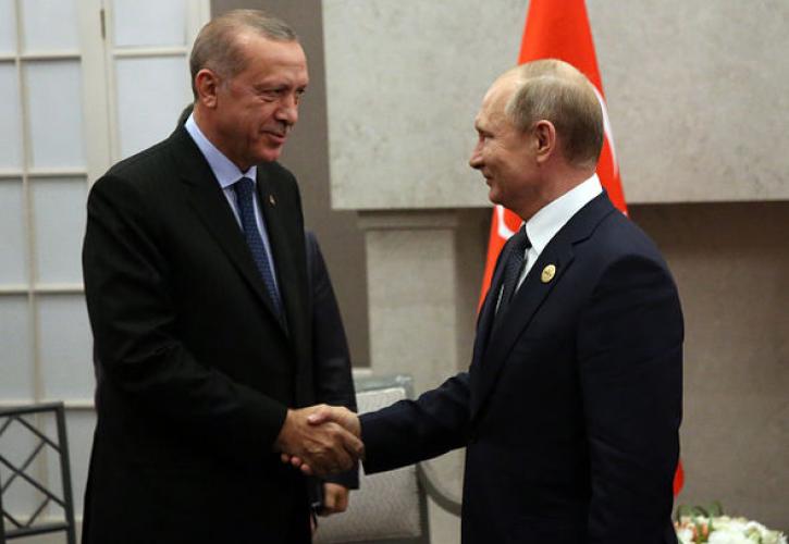 Τηλεφωνική επικοινωνία Ερντογάν – Πούτιν για τις εξαγωγές σιτηρών