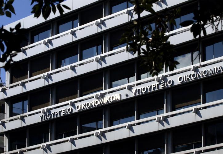 «Υβριδικό» προσχέδιο προϋπολογισμού με δύο σενάρια για τις συντάξεις