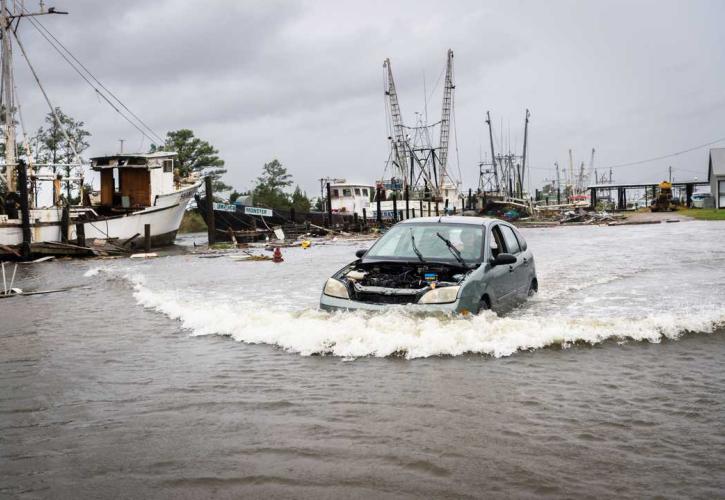 ΗΠΑ: Πέντε νεκροί από τον τυφώνα Φλόρενς (pics)