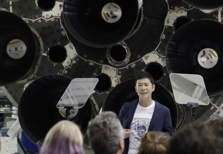 SpaceX: Ιάπωνας δισεκατομμυριούχος ο πρώτος πελάτης του Μασκ