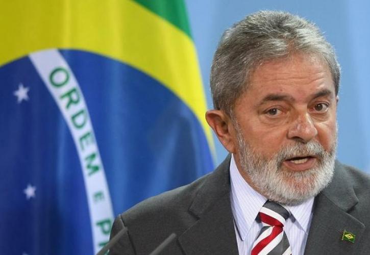 Βραζιλία - Δημοσκόπηση: Μεγάλο προβάδισμα για τον Λούλα έναντι του προέδρου Μπολσονάρου