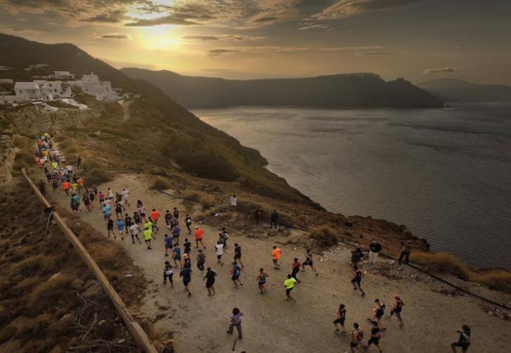 «Γιατί το Santorini Experience είναι μία από τις κορυφαίες διοργανώσεις αθλητικού τουρισμού»