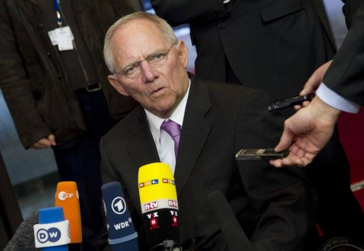 Μήνυμα Schaeuble: «Νέο πρόγραμμα εάν αποχωρήσει το ΔΝΤ»