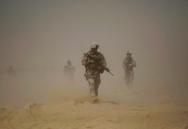 ΗΠΑ και Βρετανία στέλνουν στρατιώτες για την εκκένωση πολιτών από το Αφγανιστάν