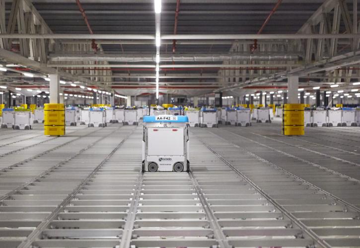 Ocado: Τεχνητή νοημοσύνη και ρομπότ σε ένα online... μανάβικο! (vid)
