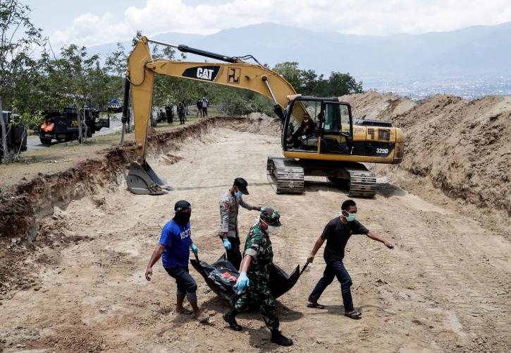 Ινδονησία: 1.234 οι νεκροί από το τσουνάμι