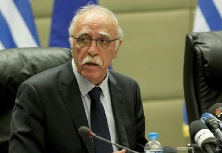 Κόντρα Βίτσα - Κικίλια για ναζισμό και κομουνισμό