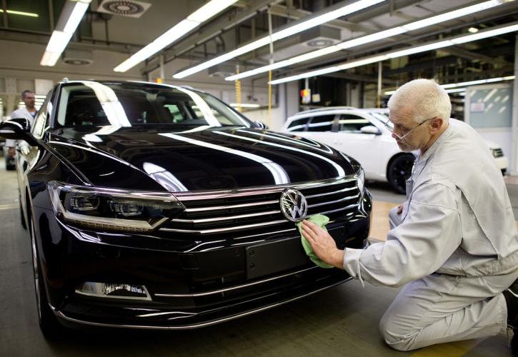 Τέλος εποχής για το VW Passat σε τρία χρόνια;