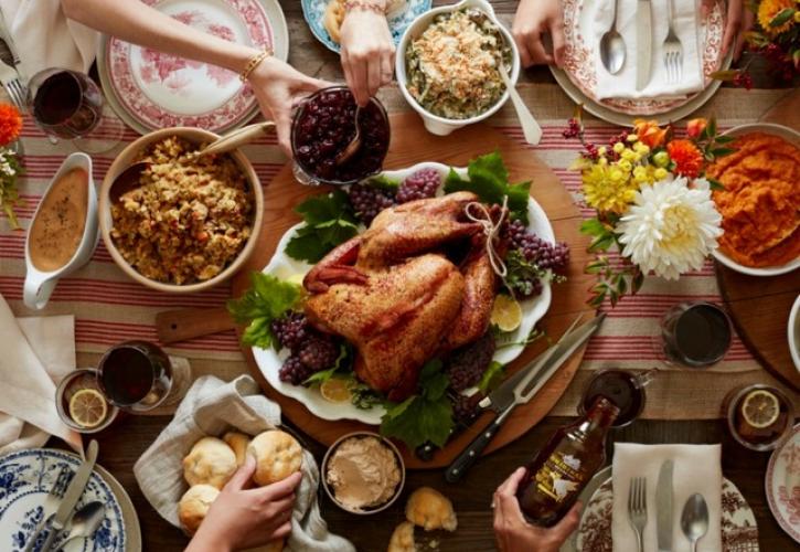 «Αδιαπραγμάτευτη» η γαλοπούλα για το Thanksgiving παρά την τρομακτική ακρίβεια στα τρόφιμα