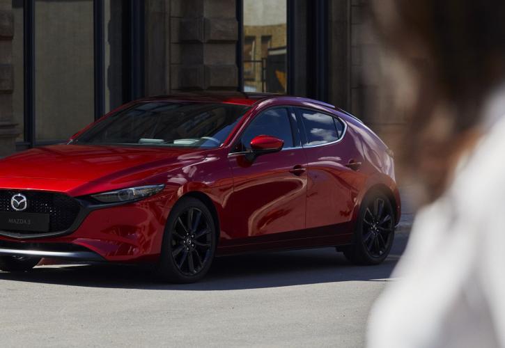 Στο Λος Άντζελες το σαγηνευτικό νέο Mazda 3! (pics & vid)