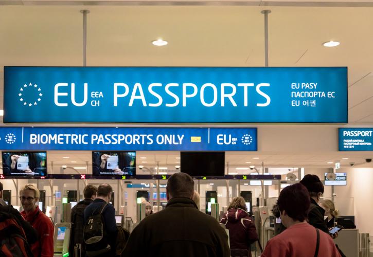 Η ΕΕ προειδοποιεί Κύπρο και Μάλτα για τα «χρυσά διαβατήρια»