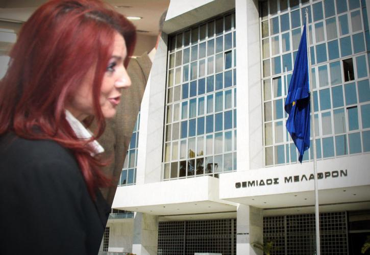 Ειδικό Δικαστήριο: Για 3η ημέρα κατέθεσε η πρώην επικεφαλής της Εισαγγελίας Διαφθοράς, Ελένη Ράικου