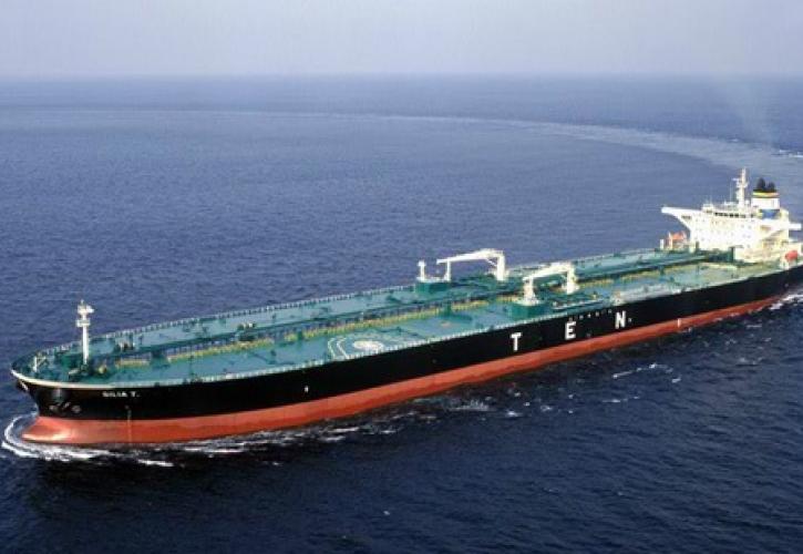 Το εμπάργκο της ΕΕ στο ρωσικό πετρέλαιο «στοιβάζει» πλοία στην Τουρκία