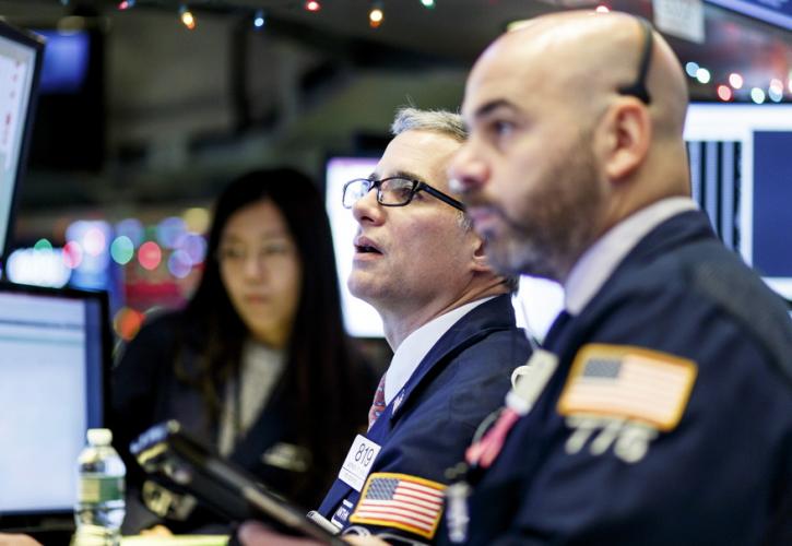 Εντυπωσιακή ανατροπή στην Wall Street – «Βυθίστηκαν» οι ευρωπαϊκές αγορές