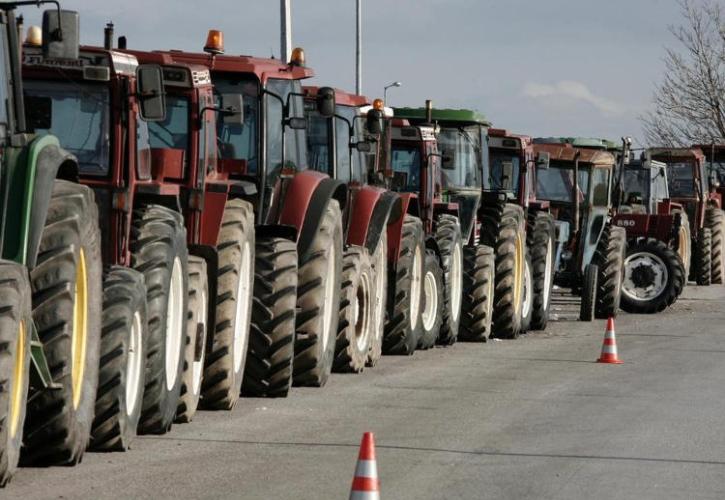 Στους δρόμους βγαίνουν τα τρακτέρ τη Δευτέρα