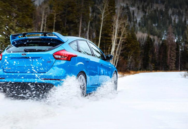 Εξι συμβουλές χειμερινής οδήγησης από τη Ford