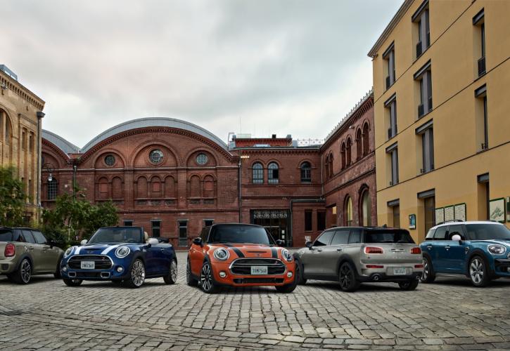 Τα Χριστούγεννα έρχονται νωρίτερα με τα «MINI Christmas Days»