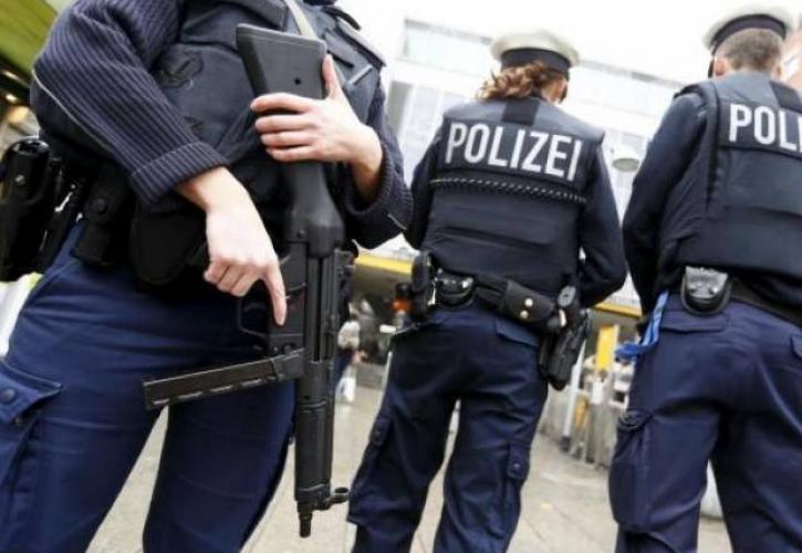 Γερμανία: Η στρατιωτική αντικατασκοπεία διενεργεί έρευνα για υποθέσεις εξτρεμισμού