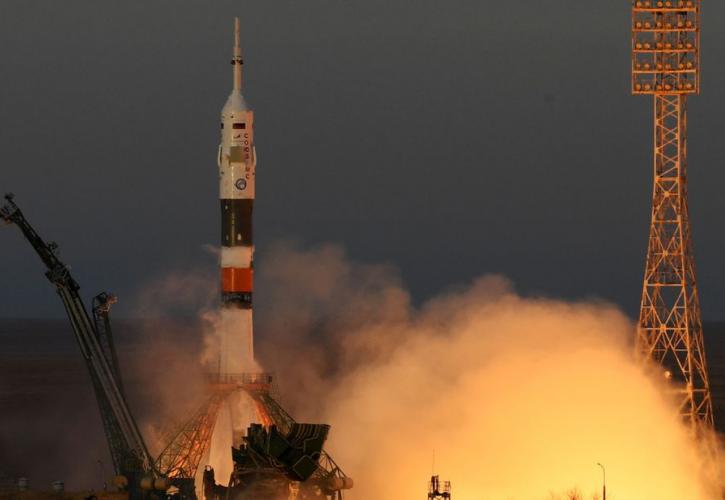 Ρωσία: Πρόσκληση προς Μασκ, Μπράνσον και Μπέζος στην εκτόξευση του διαστημοπλοίου Soyuz-MC-19