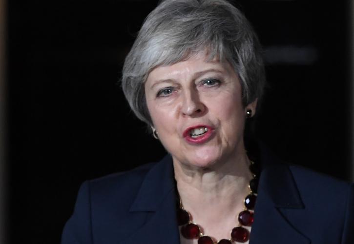 Δεν θα είναι υποψήφια στις επόμενες εκλογές η Τερέζα Μέι