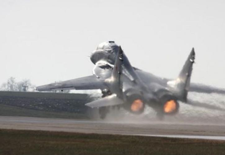 Ρωσία: Όποια χώρα προσφέρει αεροδρόμια στην Ουκρανία θα θεωρηθεί εμπλεκόμενη στη σύγκρουση