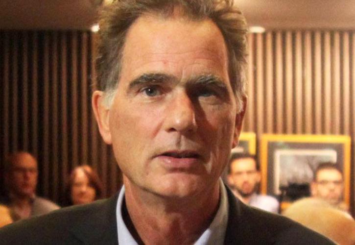 ΠΑΣΟΚ: Θέμα ηγεσίας και από τον Νίκο Παπανδρέου